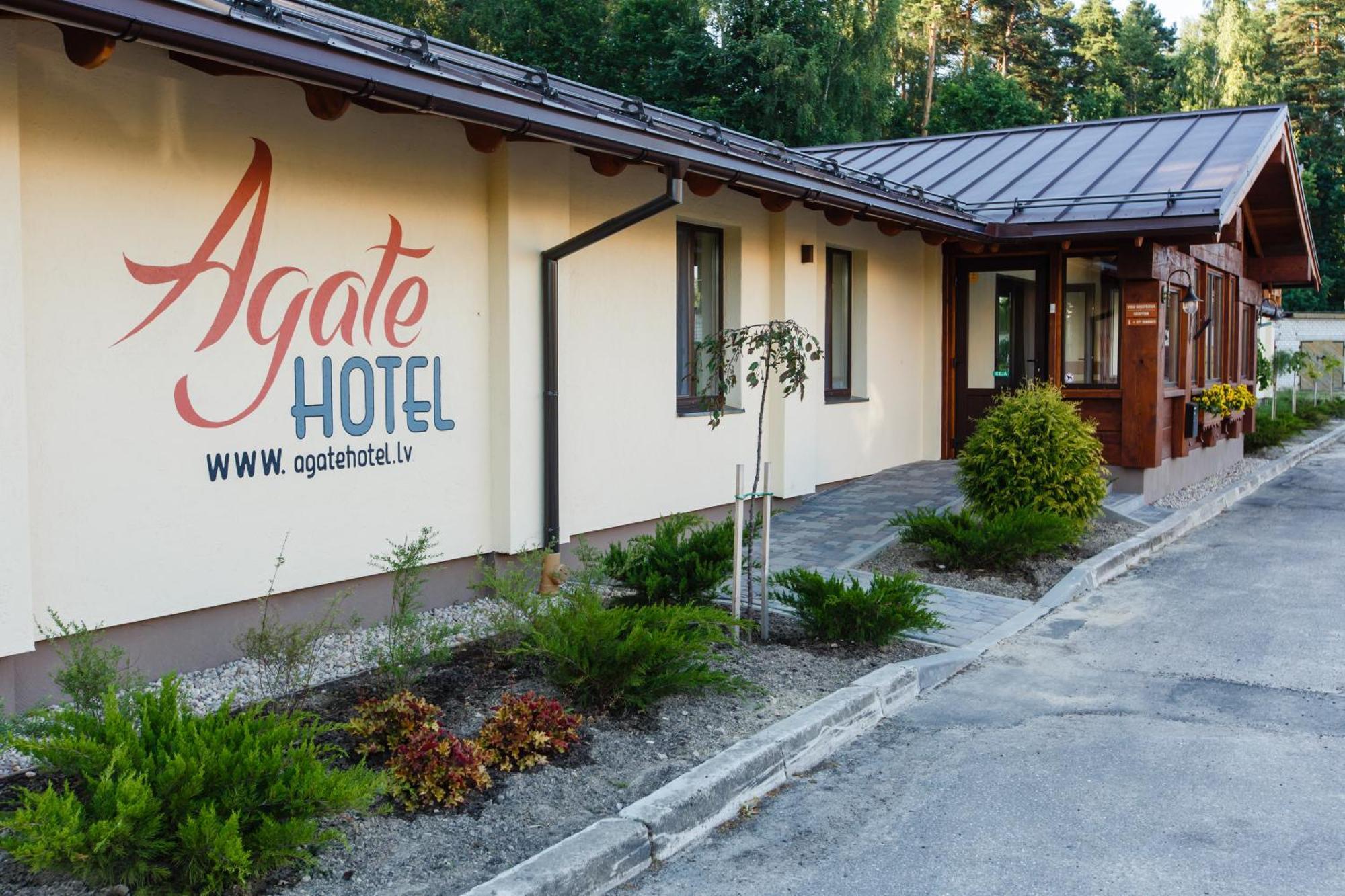 Agate Hotel Ozolnieki Exterior photo